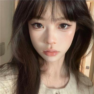 关于查理的真相海报